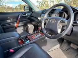 2013 Toyota Kluger Grande