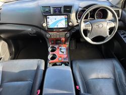 2013 Toyota Kluger Grande