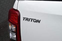 2022 Mitsubishi Triton GLS