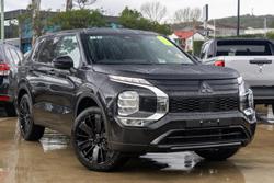 2026 Mitsubishi Outlander LS