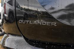 2026 Mitsubishi Outlander LS