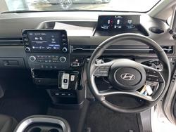 2025 Hyundai STARIA