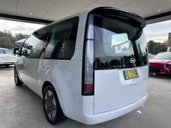 2025 Hyundai STARIA