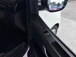 2025 Hyundai STARIA