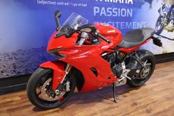 2017 Ducati SUPERSPORT Red