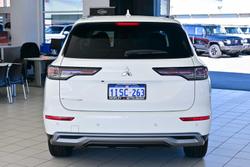 2025 Mitsubishi Outlander LS
