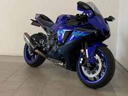 Yamaha YZF-R1