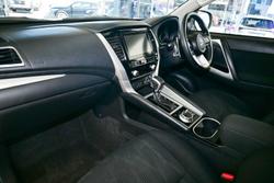2024 Mitsubishi Pajero Sport GLS