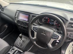 2022 Mitsubishi Triton GLX