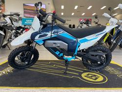 2023 CFMOTO CX-2E