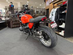 2026 BMW Motorrad 2026 BMW 1170CC R 12 S Road Lava orange metallic. (07-07)