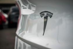 2022 Tesla Model 3 Rear-Wheel Drive
