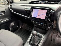 2020 Toyota Hilux SR5