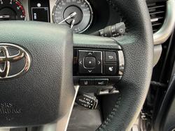2020 Toyota Hilux SR5