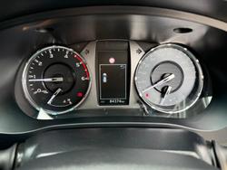 2020 Toyota Hilux SR5