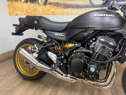 2025 Kawasaki Z900RS SE Black