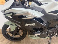 2026 Kawasaki NINJA 500 SE (LAMS) WHITE