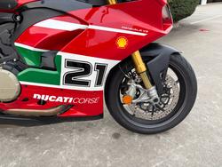 2024 DUCATI PANIGALE V2 BAYLISS 20TH ANNIV Red