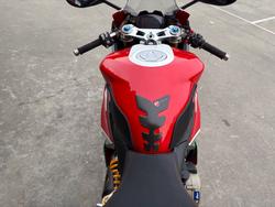2024 DUCATI PANIGALE V2 BAYLISS 20TH ANNIV Red