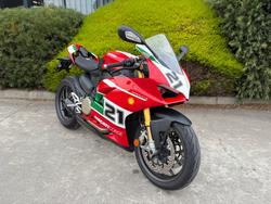 2024 DUCATI PANIGALE V2 BAYLISS 20TH ANNIV Red