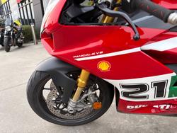 2024 DUCATI PANIGALE V2 BAYLISS 20TH ANNIV Red