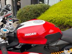 2024 DUCATI PANIGALE V2 BAYLISS 20TH ANNIV Red