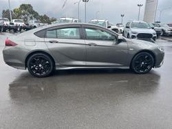 2018 Holden Commodore RS