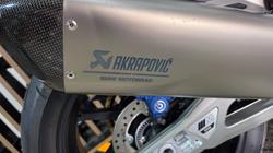 2025 BMW Motorrad M 1000 R WHITE