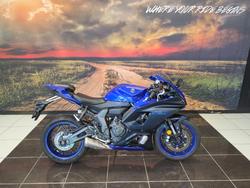 Yamaha YZF-R7LA