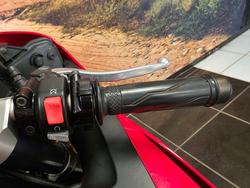 2013 Yamaha YZF-R6 RED/WHITE