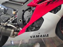 2013 Yamaha YZF-R6 RED/WHITE