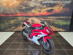 2013 Yamaha YZF-R6 RED/WHITE