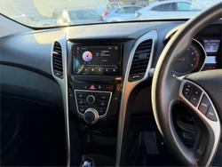 2014 HYUNDAI i30 SE