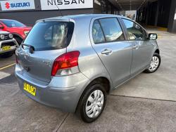 2010 Toyota Yaris YR