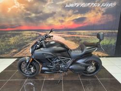 2017 Ducati DIAVEL BLACK