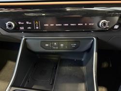 2025 Kia Carnival GT-Line