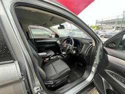 2013 Mitsubishi Outlander LS