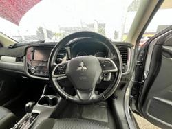 2013 Mitsubishi Outlander LS