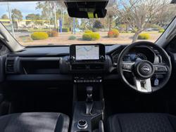 2026 Nissan Navara ST