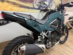 2026 Kawasaki KLE 500 SE KLE500DTFAW Black