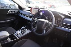 2023 Mitsubishi Outlander ES