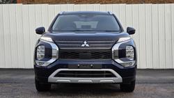 2023 Mitsubishi Outlander LS
