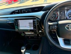 2021 Toyota Hilux SR5