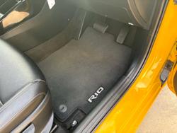 2022 Kia Rio SX