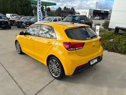 2022 Kia Rio SX