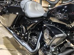 2026 HARLEY-DAVIDSON STREET GLIDE 117 (FLHX) ROAD VIVID BLACK