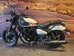 2025 Royal Enfield Shotgun 650 Shotgun White