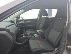 2022 Nissan X-TRAIL ST