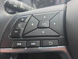 2022 Nissan X-TRAIL ST