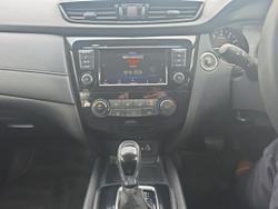 2022 Nissan X-TRAIL ST